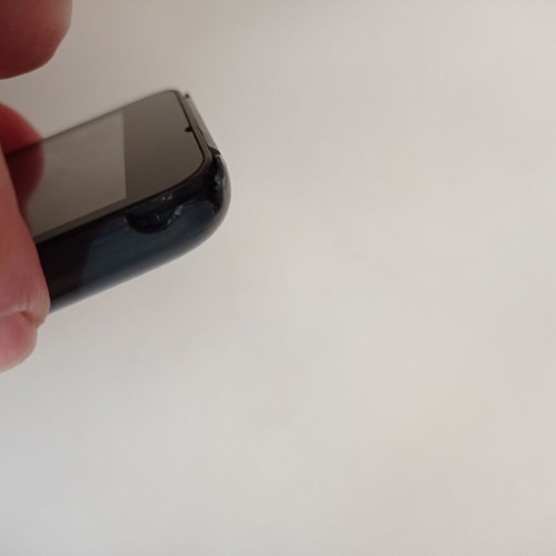 Nokia cell phone used with broken corners