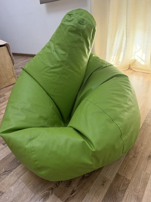 Pouf stool used
