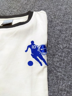 Μπλούζα Nike R10 Ronaldinho μεταχειρισμένη, μέγεθος M, εκρού