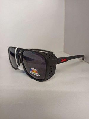 Men's sunglasses with polarized lenses new, black