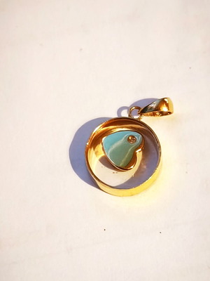 Gold pendant with diamond, 18k, handmade