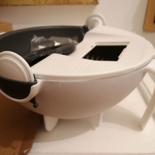 Grater new in its box