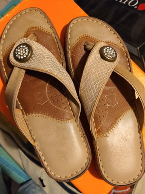 Sandals ergonomic, like new, beige, size 36