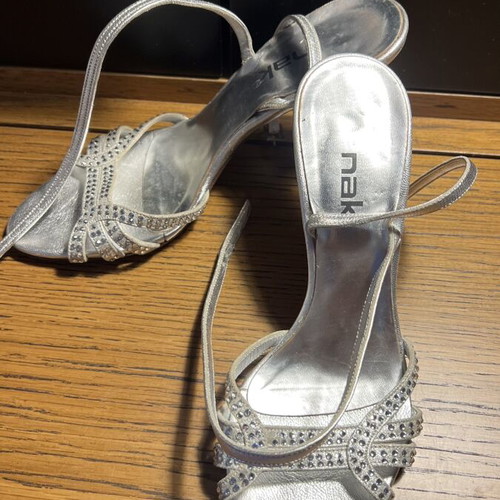 Nak silver sandals like new with strass, size 36
