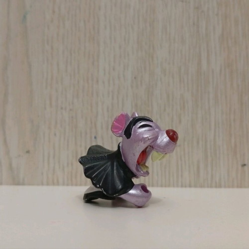 Kinder Surprise Joy rare Vampirelli Mouse Vampires figure used