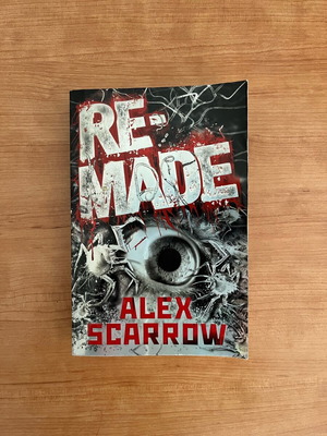 Remade του Alex Scarrow σαν καινούργιο αγγλόφωνο θρίλερ επιστημονικής φαντασίας