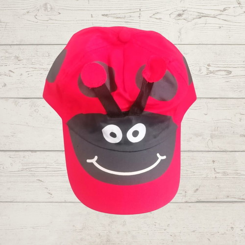 Children's hat with 3D ladybug figure, size 56, new