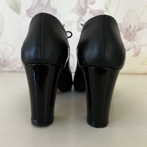 Sagiakos leather pumps like new, size 38, black