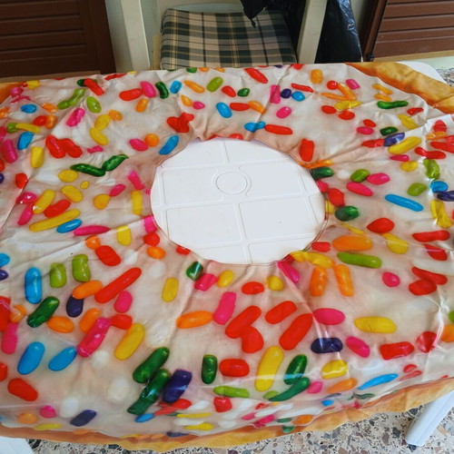 Large donut beach float like new