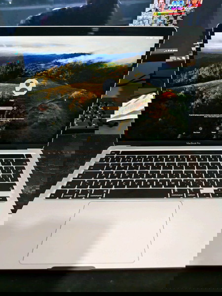 MacBook Pro 13,3 i7 16gb/512ssd Touch bar