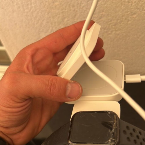Wireless charger 3-in-1 like new for iPhone Apple Watch and AirPods