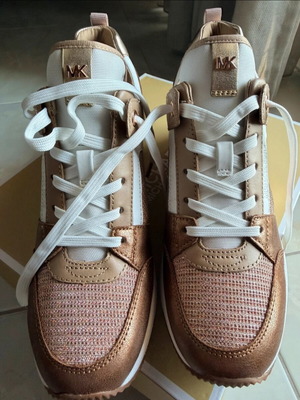 Michael Kors sneakers size 37, brown and gold