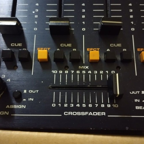 Numark PPD DM 1975 Vintage DJ Mixer like new