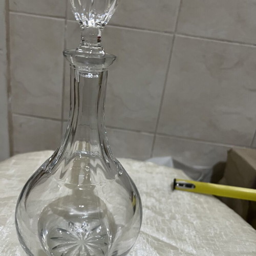Crystal decanter new with stopper