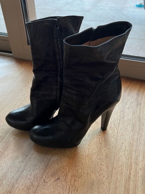 Casadei ankle boots used, black leather, size 37.5
