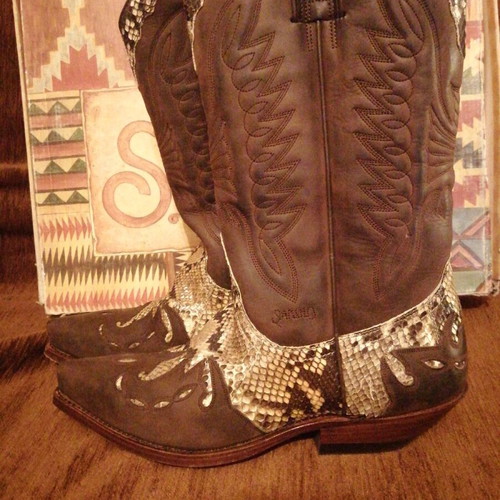 Sancho leather cowboy boots size 40 brown like new with snake pattern