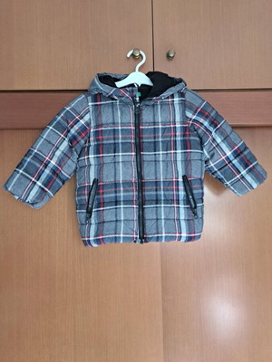 Benetton boys' jacket gray checkered like new