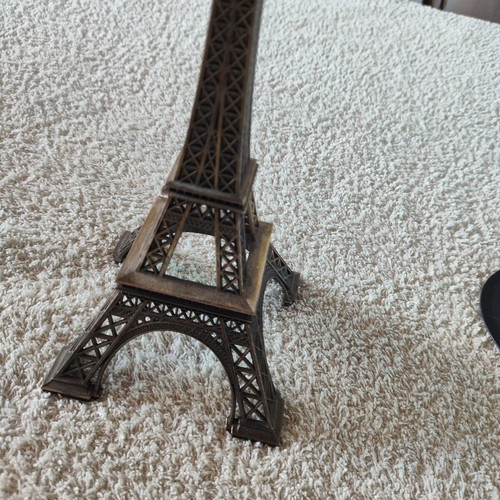 Metal Eiffel Tower decorative model, 22cm bronze finish