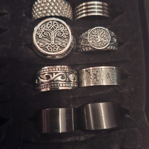 Stainless Steel Men's Rings No 12 like new, pack of 40
