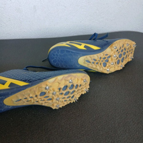 Athletic track shoes size 39 like new, blue and yellow