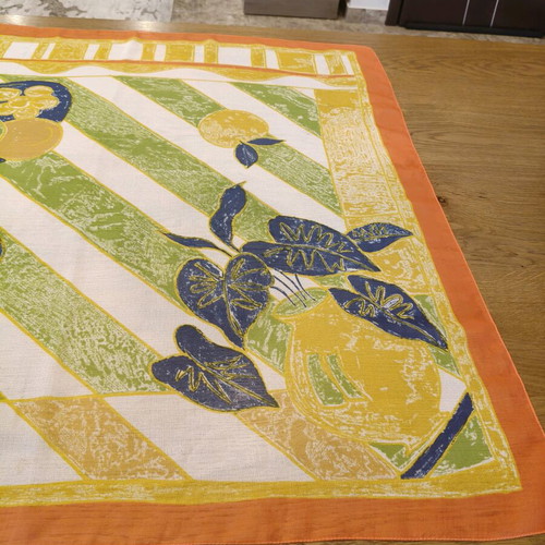 Vintage scarf with citrus print like new