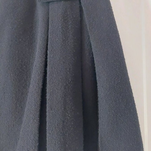 Wool skirt black like new, size L