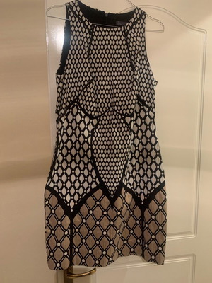Sorelle formal dress new, size M 38 10