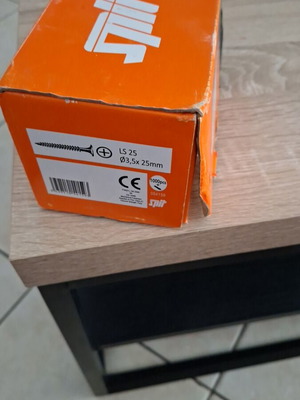 Spit screws 3.5×25mm like new