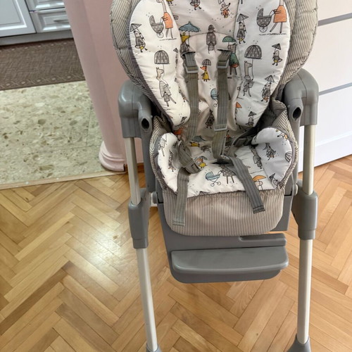 Joie Meet Mimzy 2 in1 Highchair like new
