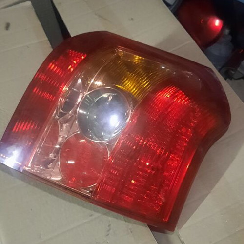 Toyota Corolla right tail light facelift used for 2002-2006