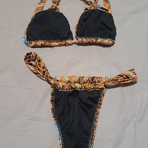 Bikini like new, fits sizes XS/S
