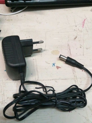 Budget 21,5V 400mA τροφοδοτικό και φορτιστής μπαταρίας