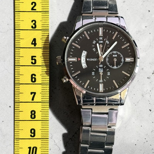 Geneva analog watch like new, silver