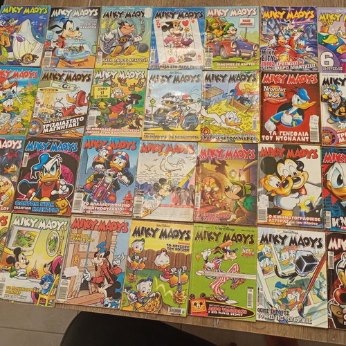 Disney comic magazine collection, 153 issues
