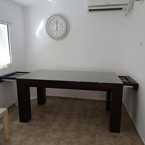 Dining set solid wood like new with 6 chairs and extendable table