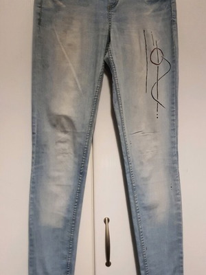 Handpainted denim Pull & Bear, lightly worn, light blue, size L