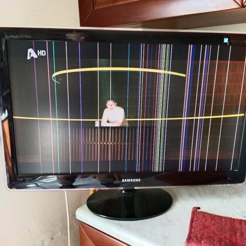 Samsung P2770HD 27" HD TV with HDMI and digital channels