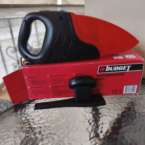 Car Vacuum Cleaner 12V Budget like new, 45W