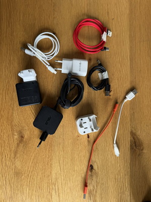 Charger and USB cable set used, 9 pieces including Asus and Sony