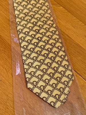 Di Cori Italian silk tie new, yellow and gold