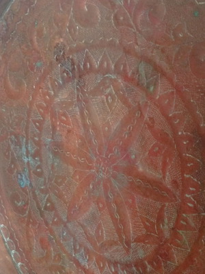 Copper tray used, engraved, 60 cm diameter