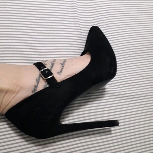 Black suede pumps with strap, 12 cm stiletto heel, size 35 like new