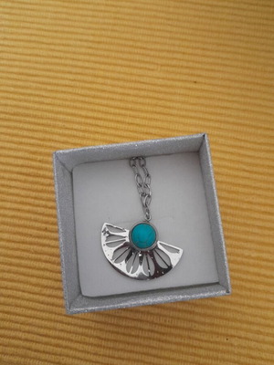 Stainless steel necklace with turquoise