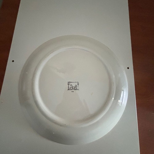 Ceramic plates and round platter like new