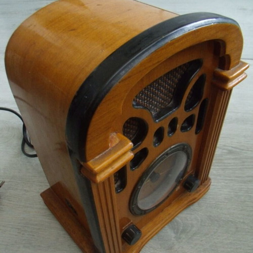 Antique Radio VMR-5011 EDUTEC used