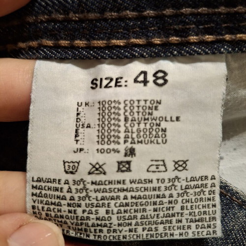 Men's jeans with rip above the knee like new, size L, blue