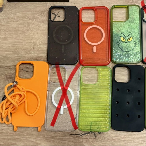 iPhone 14 Pro Max cases like new, set of 6