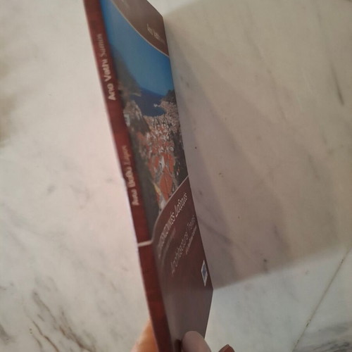 Βιβλίο Αρχιτεκτονικές διαδρομές Άνω Βαθύ Σάμου σαν καινούργιο