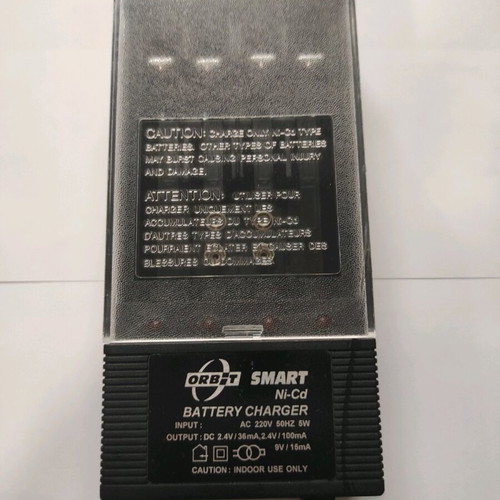 Smart battery charger used in excellent condition