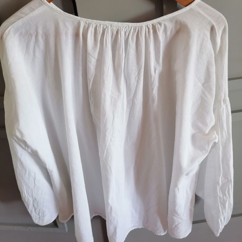 Benetton women's shirt 100% cotton used, white